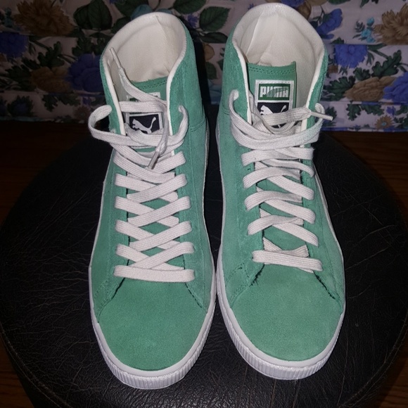 green high top pumas